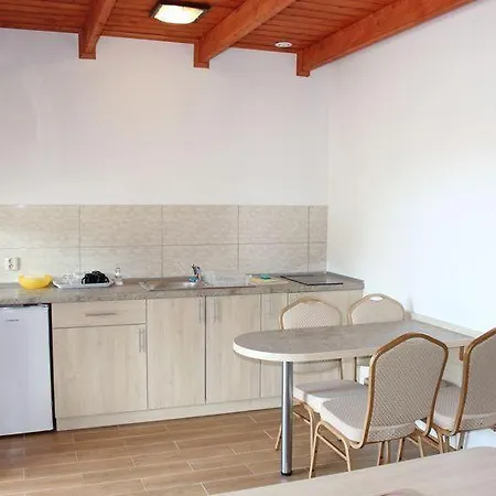 Osrodek Wypoczynkowy Bungalowy * Rowy (Pomerania)