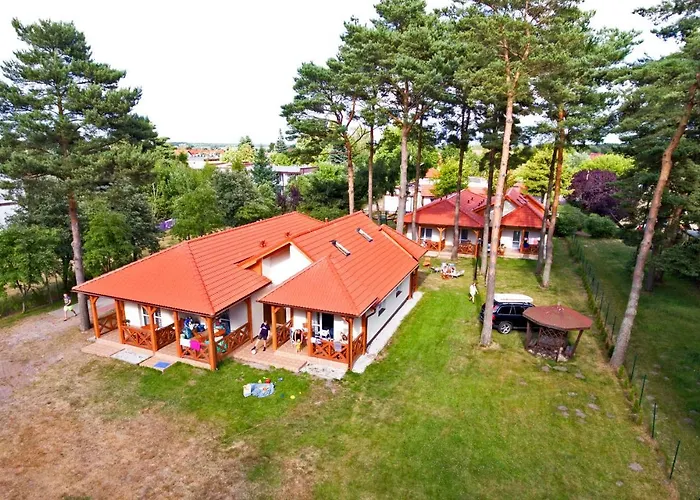 Lägenhet Osrodek Wypoczynkowy Bungalowy Rowy (Pomerania)